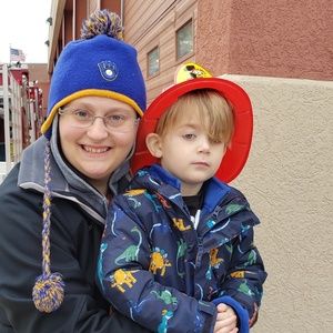 Meet your Posher, Leeann